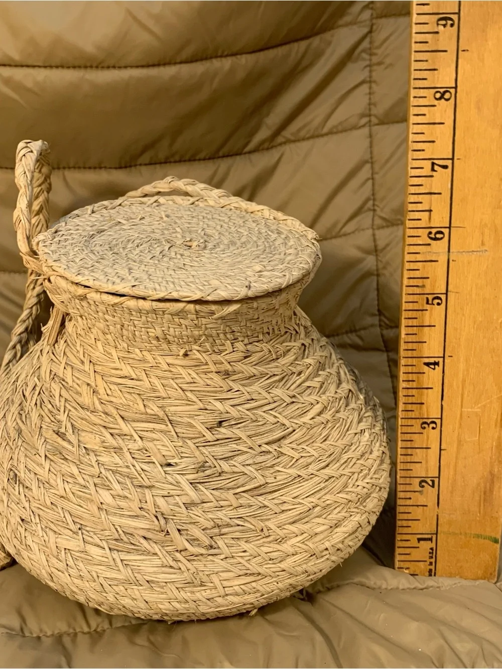Handcrafted Sweetgrass Basket Attached Lid/ Braided Strap